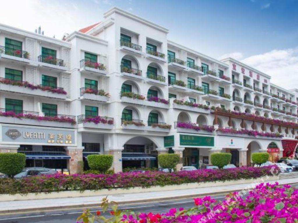 Bao Hong Hotel Sanya Bagian luar foto